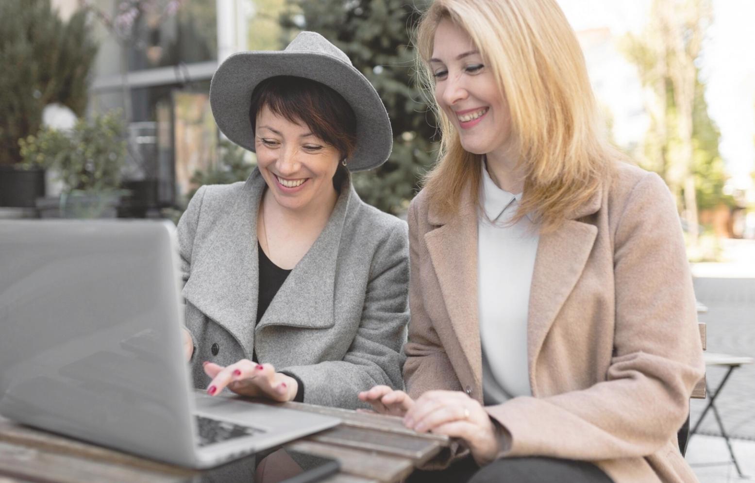 Espace de travail collaboratif pour consultations financières